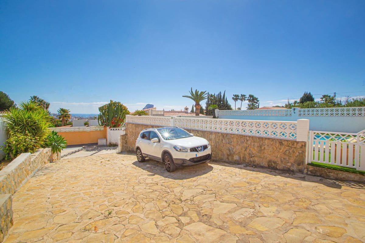 4 Zimmer Villa zu verkaufen in Calpe / Calp mit Garage - 499.000 € (Ref: 10042491)