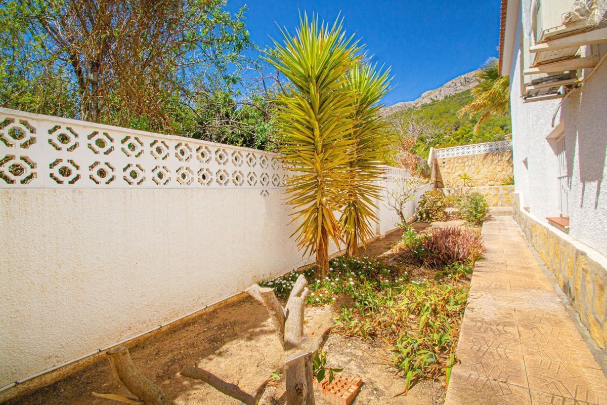 4 Zimmer Villa zu verkaufen in Calpe / Calp mit Garage - 499.000 € (Ref: 10042491)