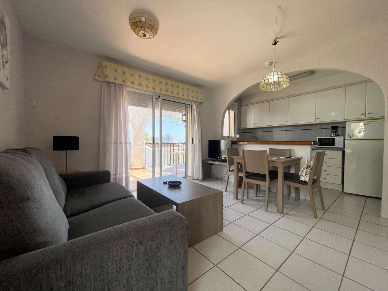2 Zimmer Bungalow zu verkaufen in Calpe / Calp mit Pool Garage - 270.000 € (Ref: 10042495)
