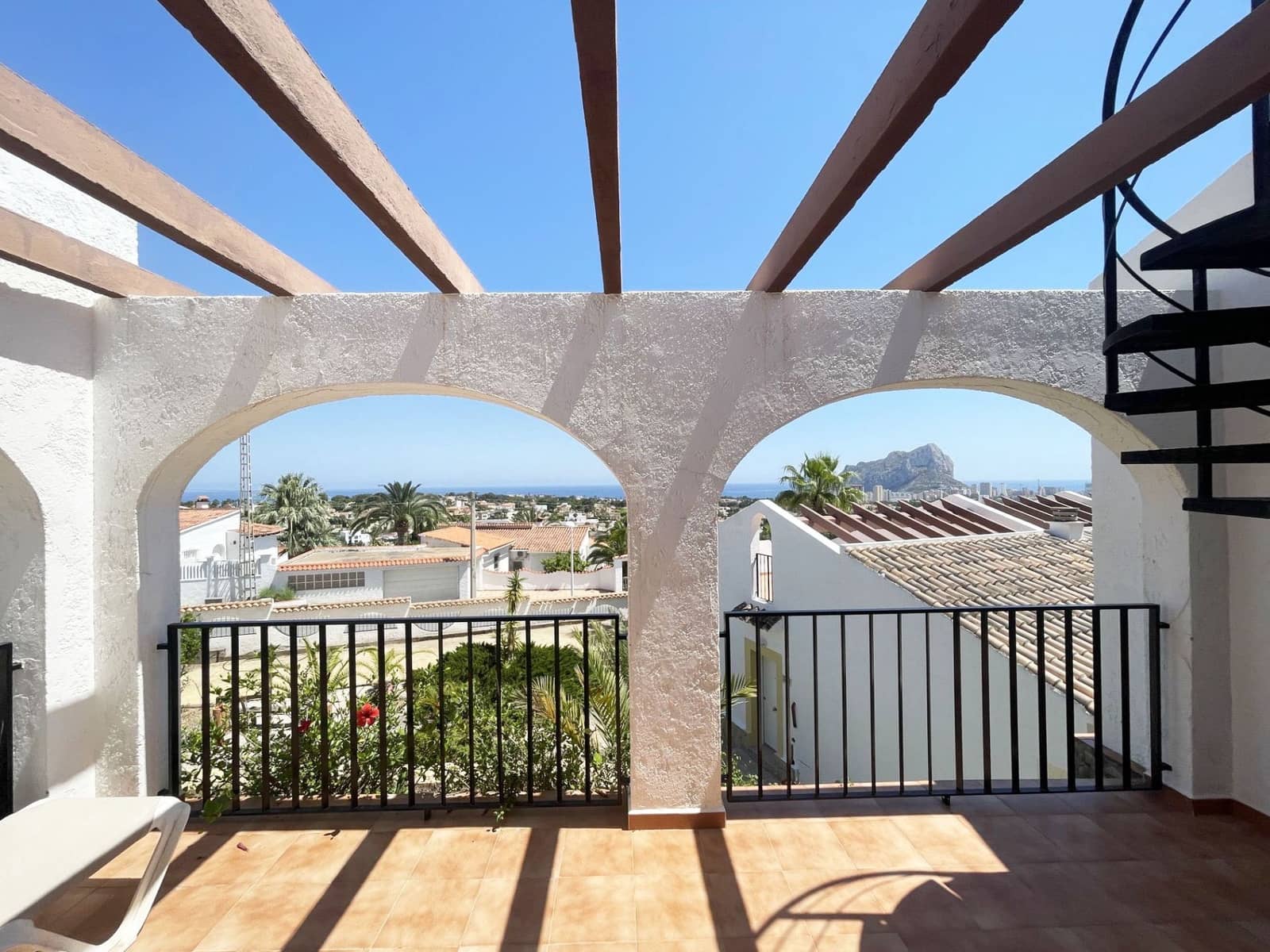 2 Zimmer Bungalow zu verkaufen in Calpe / Calp mit Pool Garage - 270.000 € (Ref: 10042495)