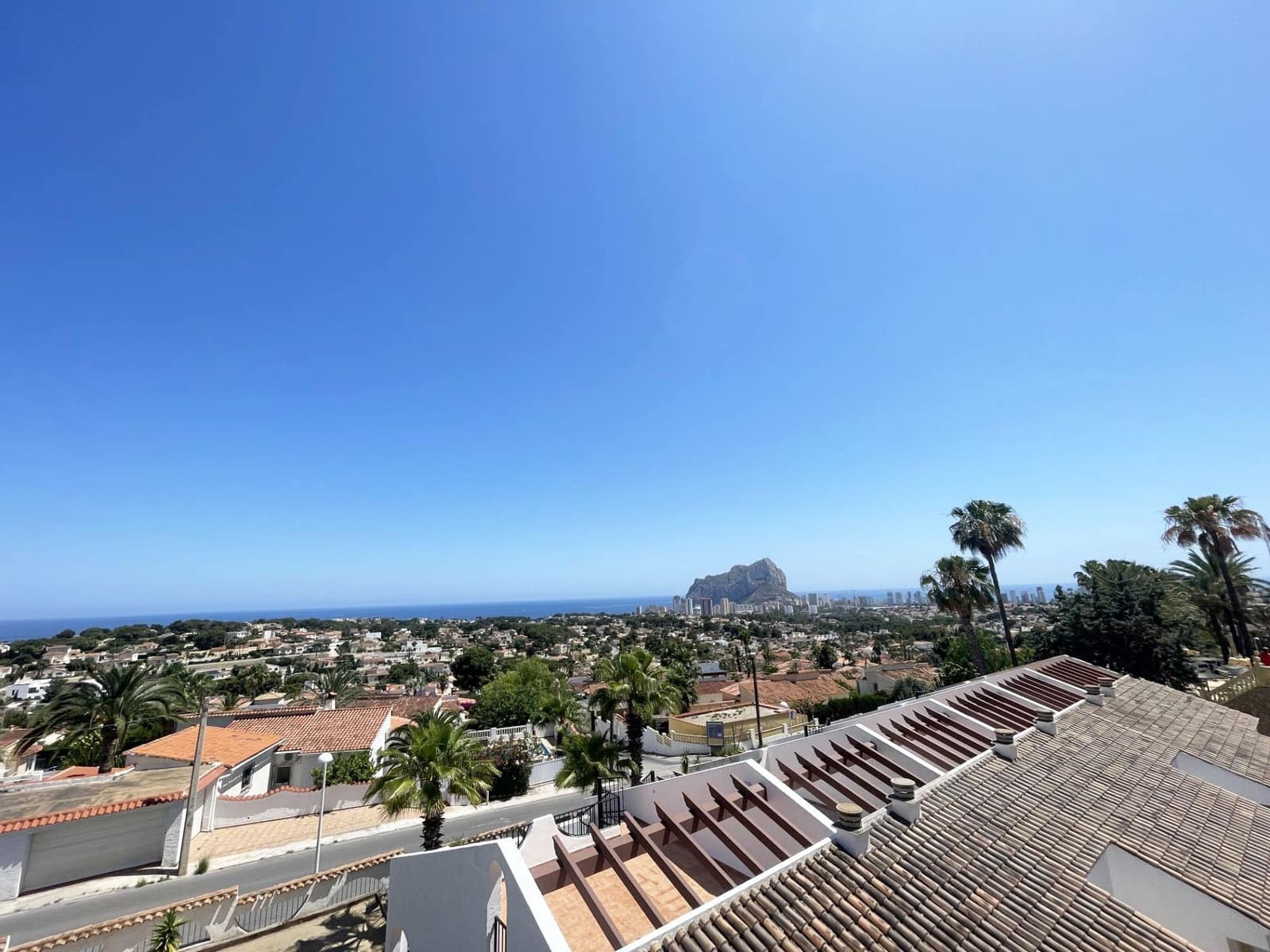 2 Zimmer Bungalow zu verkaufen in Calpe / Calp mit Pool Garage - 270.000 € (Ref: 10042495)