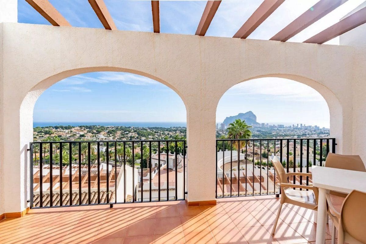 2 bedroom Bungalow for sale in Calpe / Calp with pool garage - € 240,000 (Ref: 10042495)