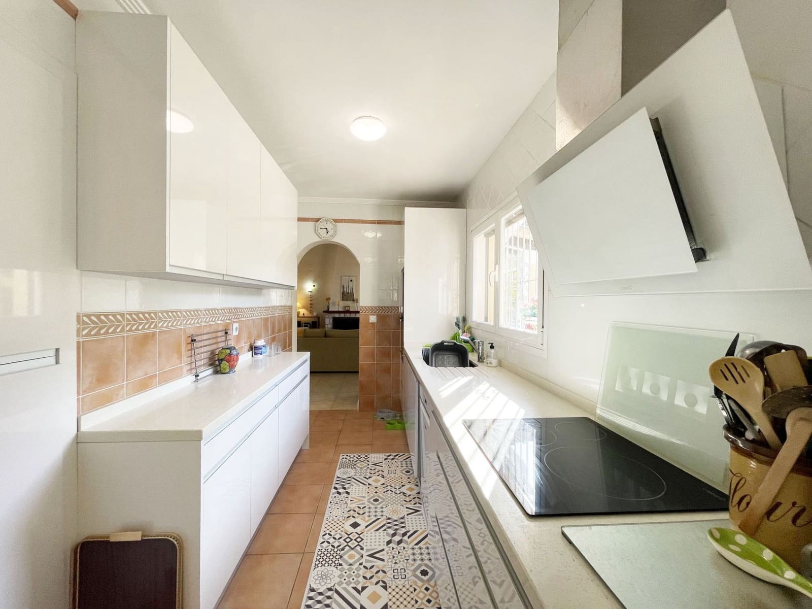 4 quarto Moradia para venda em Benissa com piscina garagem - 620 000 € (Ref: 10042496)