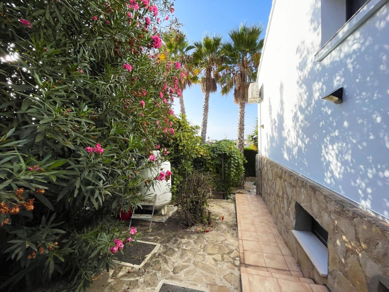 5 makuuhuone Huvila myytävänä paikassa Calpe / Calp mukana uima-altaan 
autotalli - 810 000 € (Ref: 10054655)