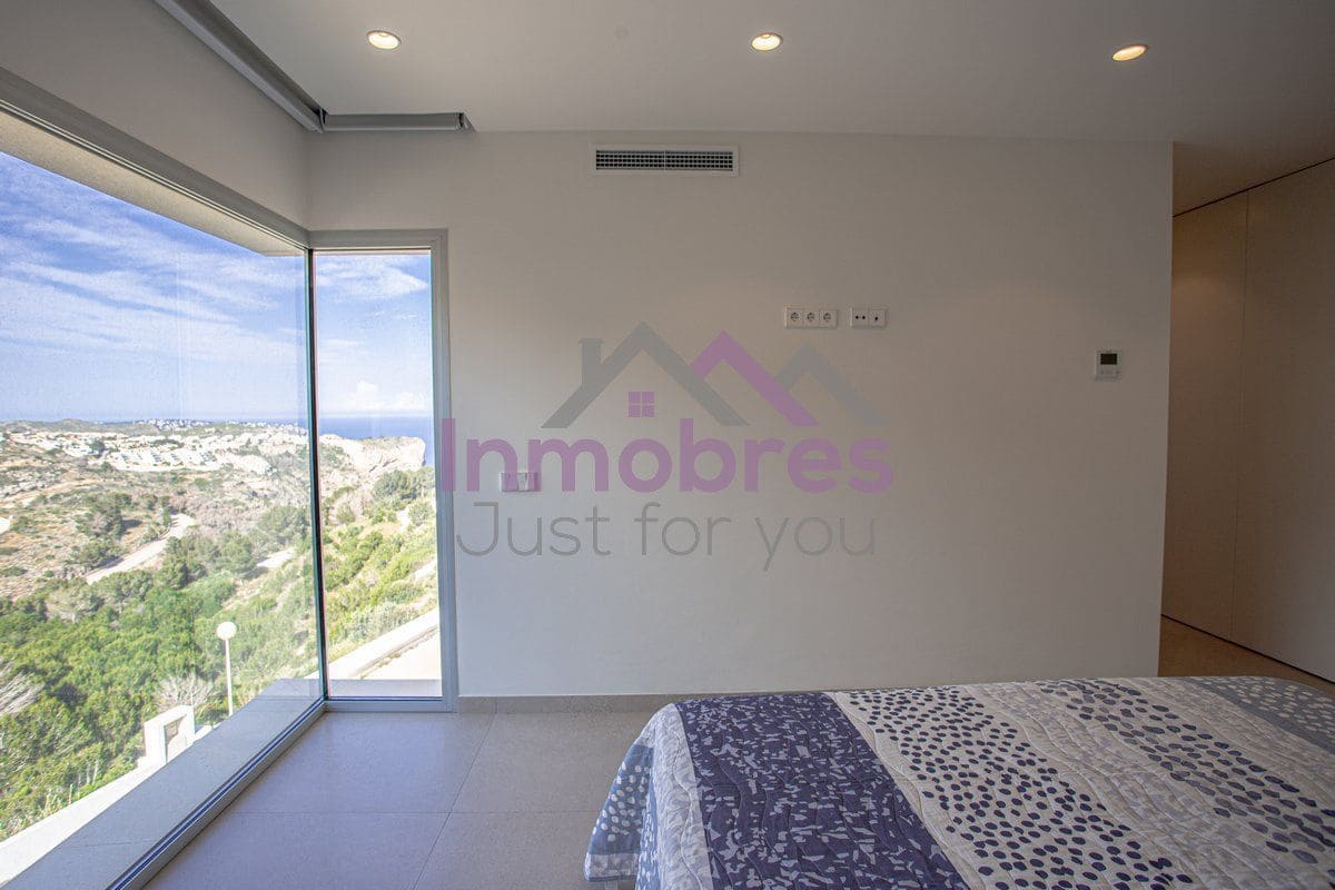 4 Zimmer Villa zu verkaufen in Cumbre del Sol mit Pool Garage - 1.429.000 € (Ref: 10070334)