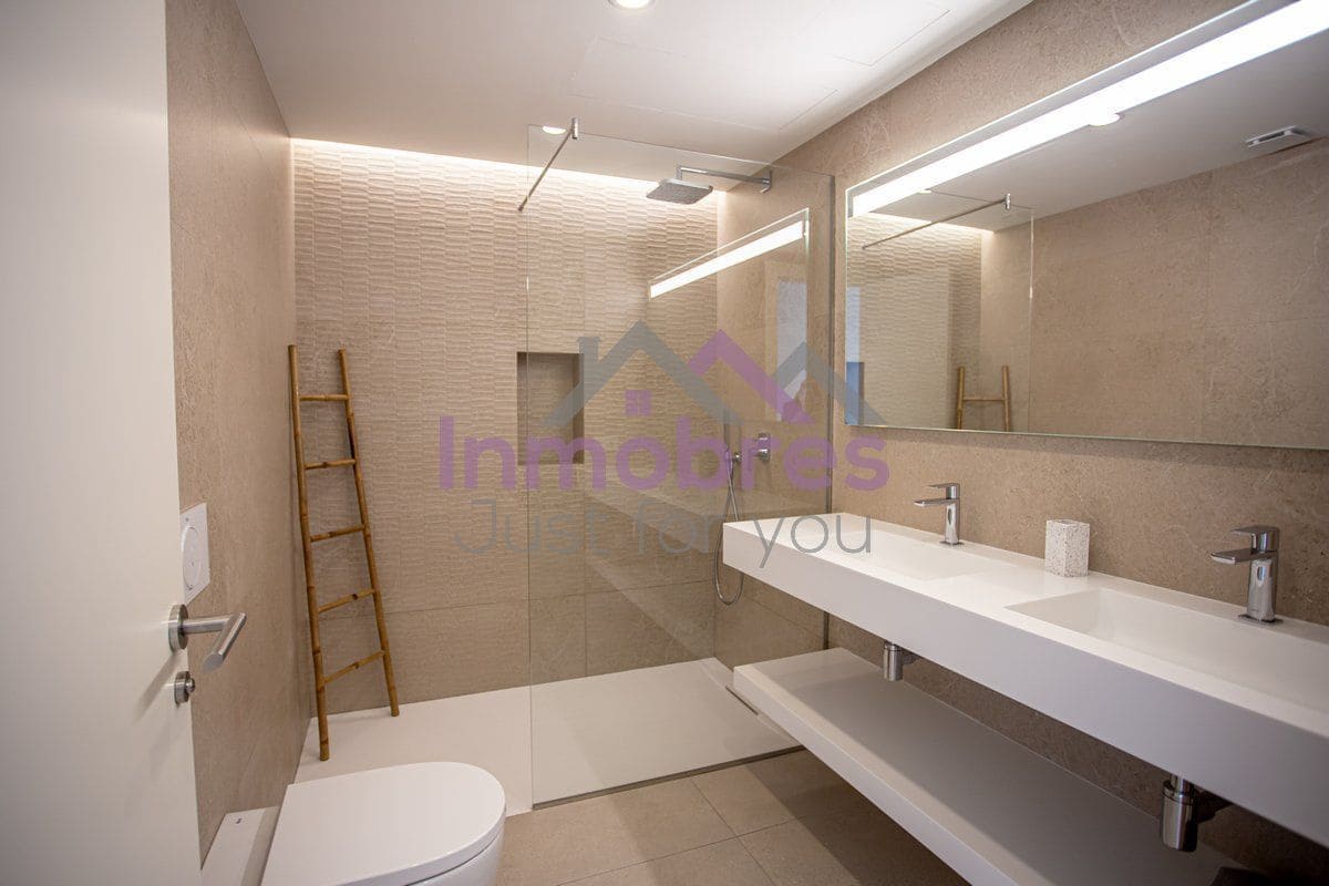 4 Zimmer Villa zu verkaufen in Cumbre del Sol mit Pool Garage - 1.429.000 € (Ref: 10070334)