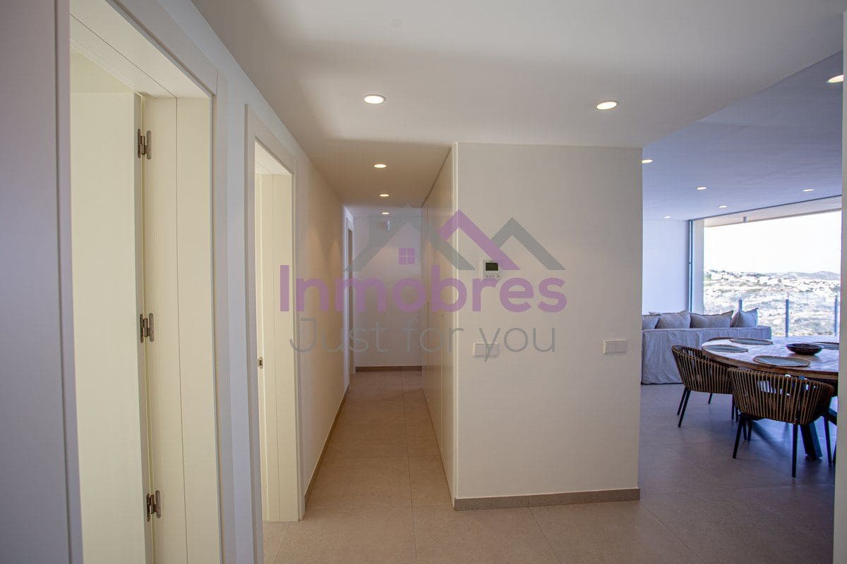 4 Zimmer Villa zu verkaufen in Cumbre del Sol mit Pool Garage - 1.429.000 € (Ref: 10070334)