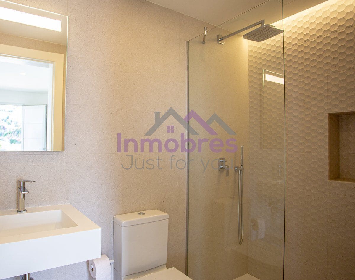 4 Zimmer Villa zu verkaufen in Cumbre del Sol mit Pool Garage - 1.429.000 € (Ref: 10070334)