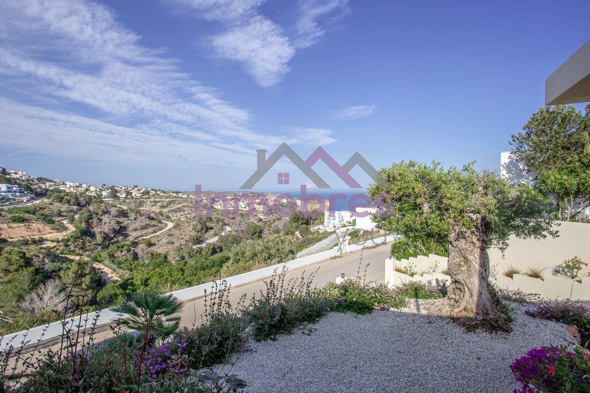4 Zimmer Villa zu verkaufen in Cumbre del Sol mit Pool Garage - 1.429.000 € (Ref: 10070334)