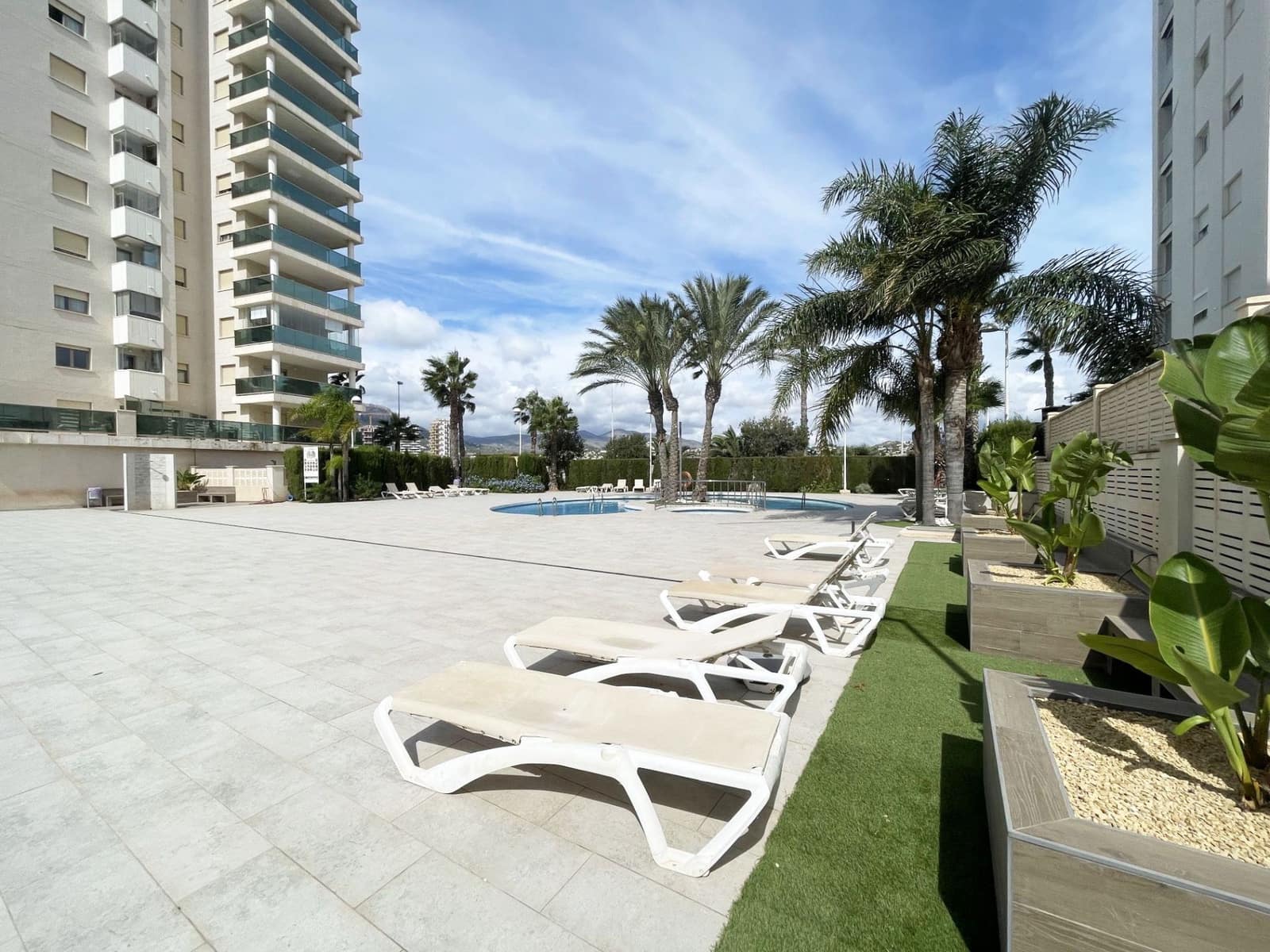 Apartamento de 2 habitaciones en Calpe / Calp en venta con piscina - 379.000 € (Ref: 10088829)