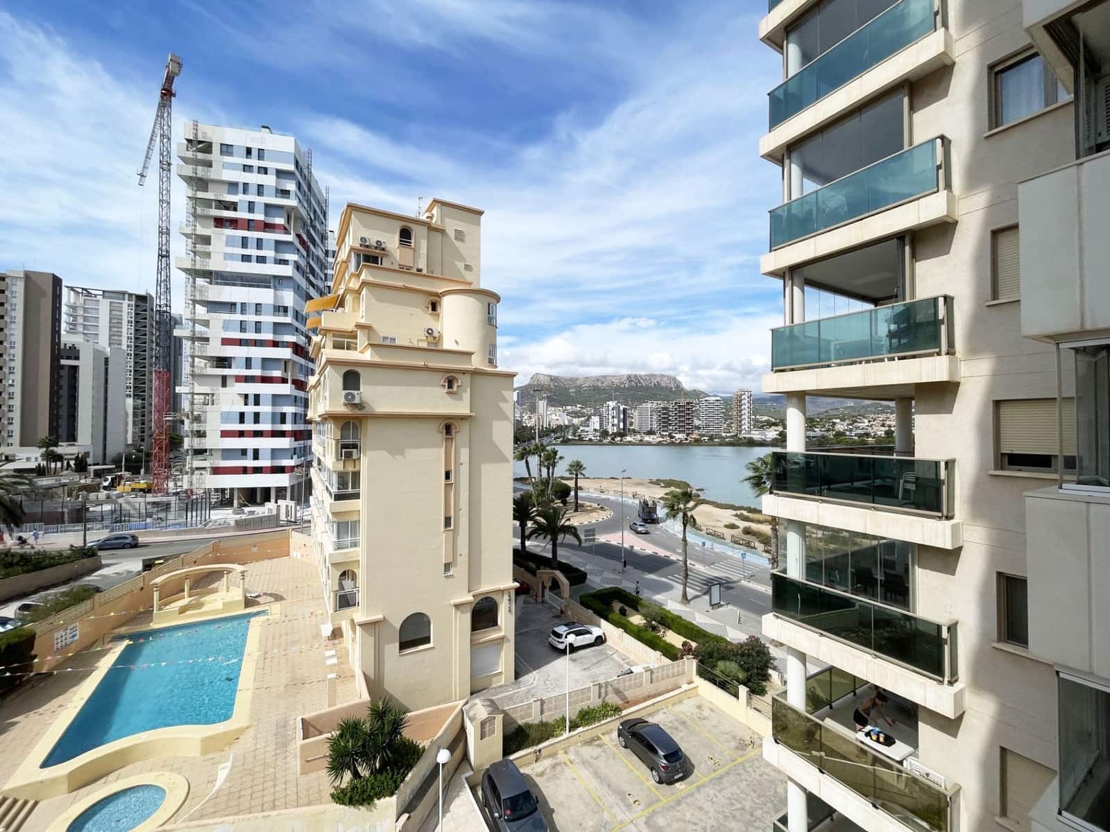 Apartamento de 2 habitaciones en Calpe / Calp en venta con piscina - 379.000 € (Ref: 10088829)