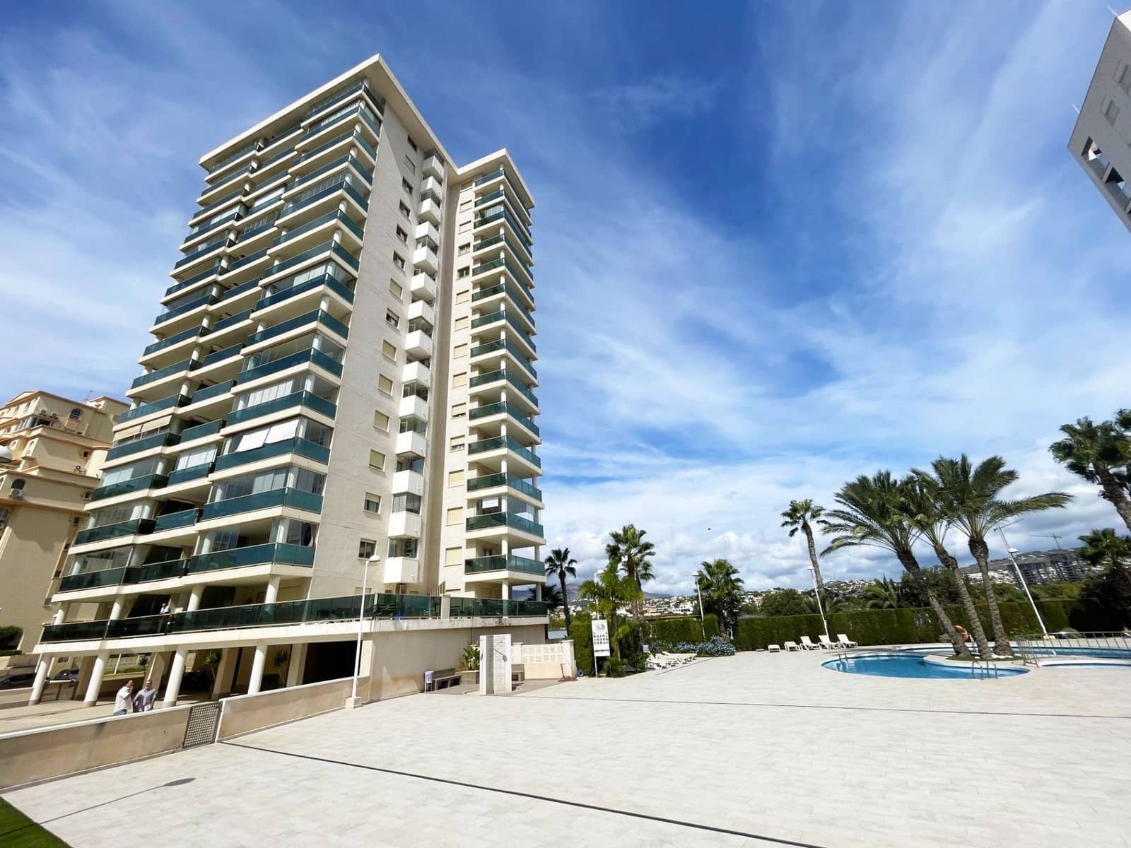 Apartamento de 2 habitaciones en Calpe / Calp en venta con piscina - 379.000 € (Ref: 10088829)