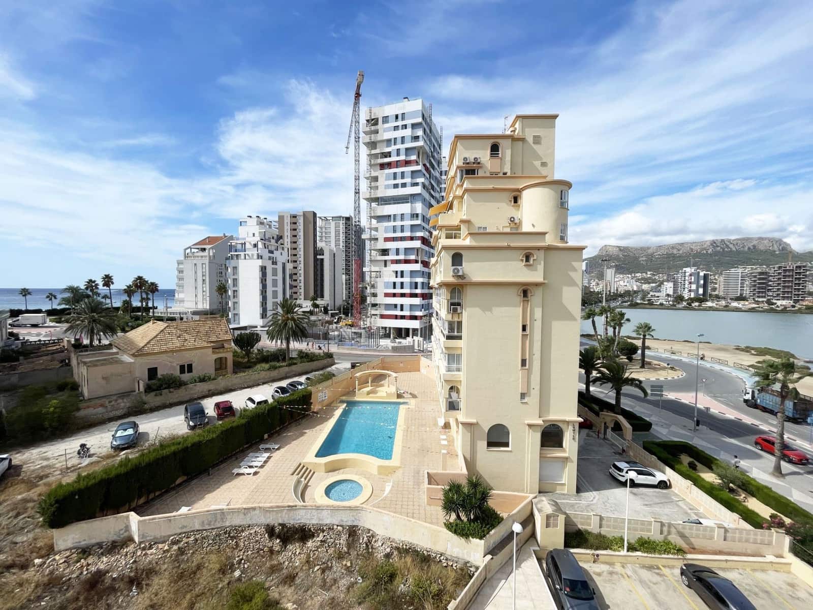 Apartamento de 2 habitaciones en Calpe / Calp en venta con piscina - 379.000 € (Ref: 10088829)