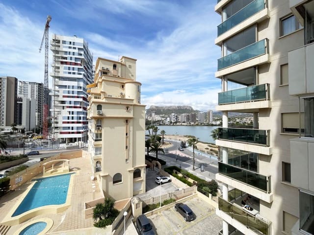 Apartamento de 2 habitaciones en Puerto, Calpe / Calp en venta con piscina - 379.000 € (Ref: 10088829)