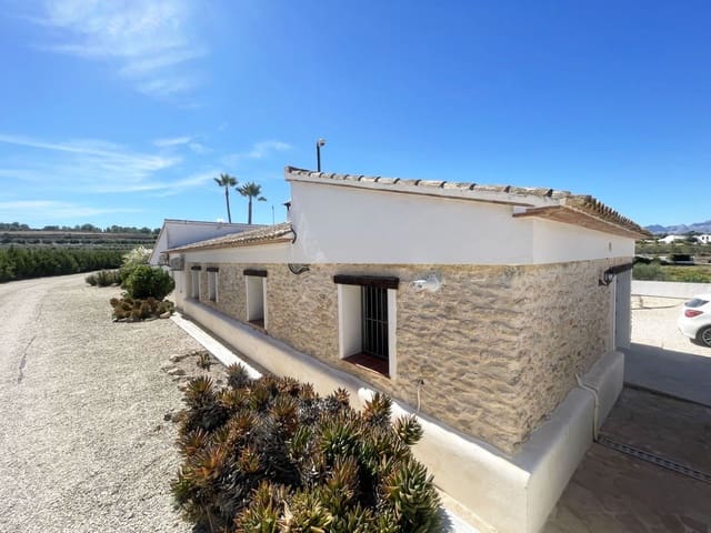 4 makuuhuone Huvila myytävänä paikassa Moraira, Teulada-Moraira mukana uima-altaan 
autotalli - 1 290 000 € (Ref: 10094200)