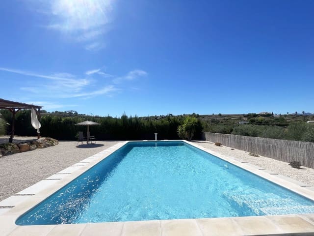 4 makuuhuone Huvila myytävänä paikassa Moraira, Teulada-Moraira mukana uima-altaan 
autotalli - 1 290 000 € (Ref: 10094200)