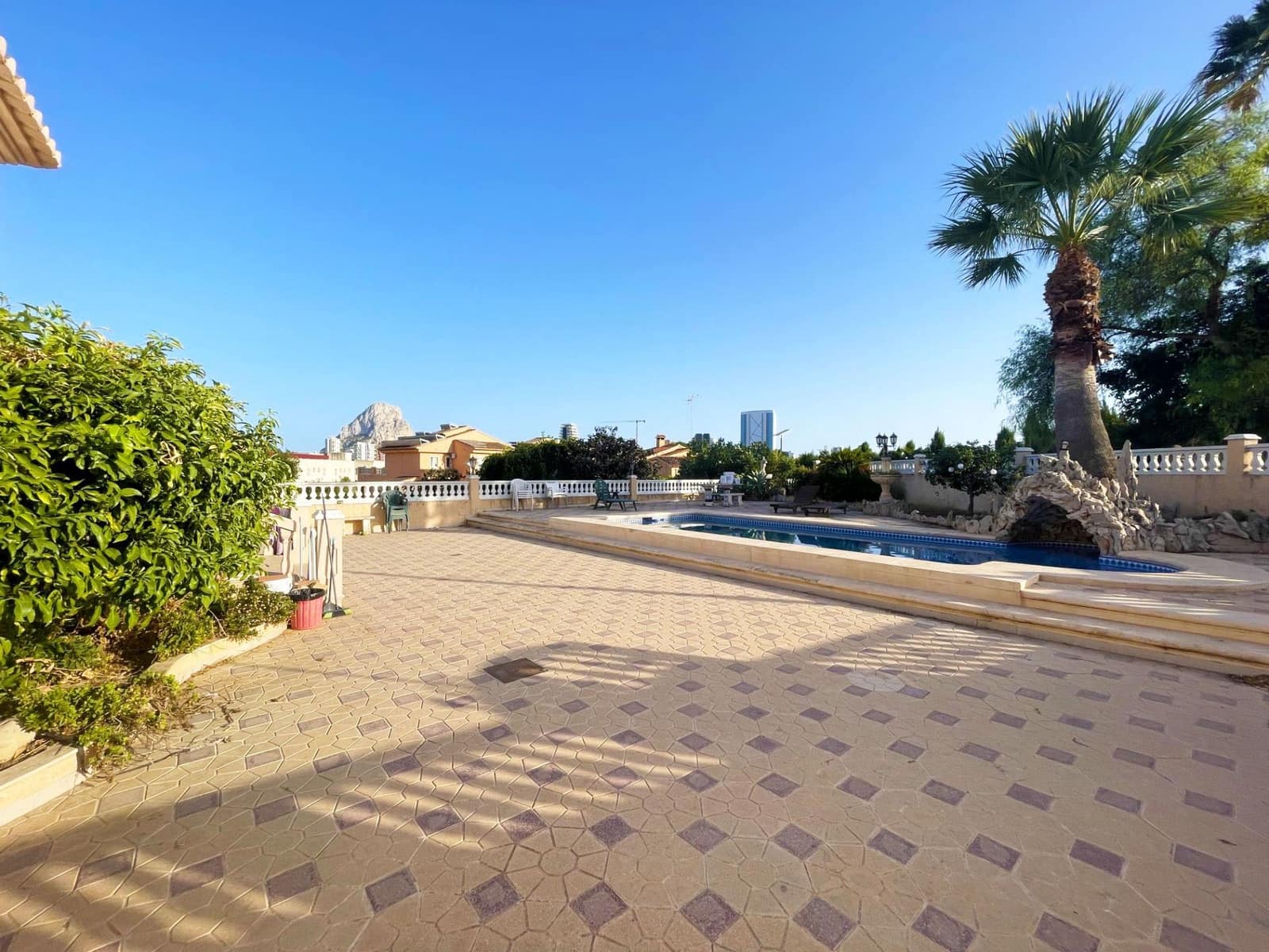 6 Zimmer Villa zu verkaufen in Calpe / Calp mit Pool Garage - 1.065.000 € (Ref: 10094201)