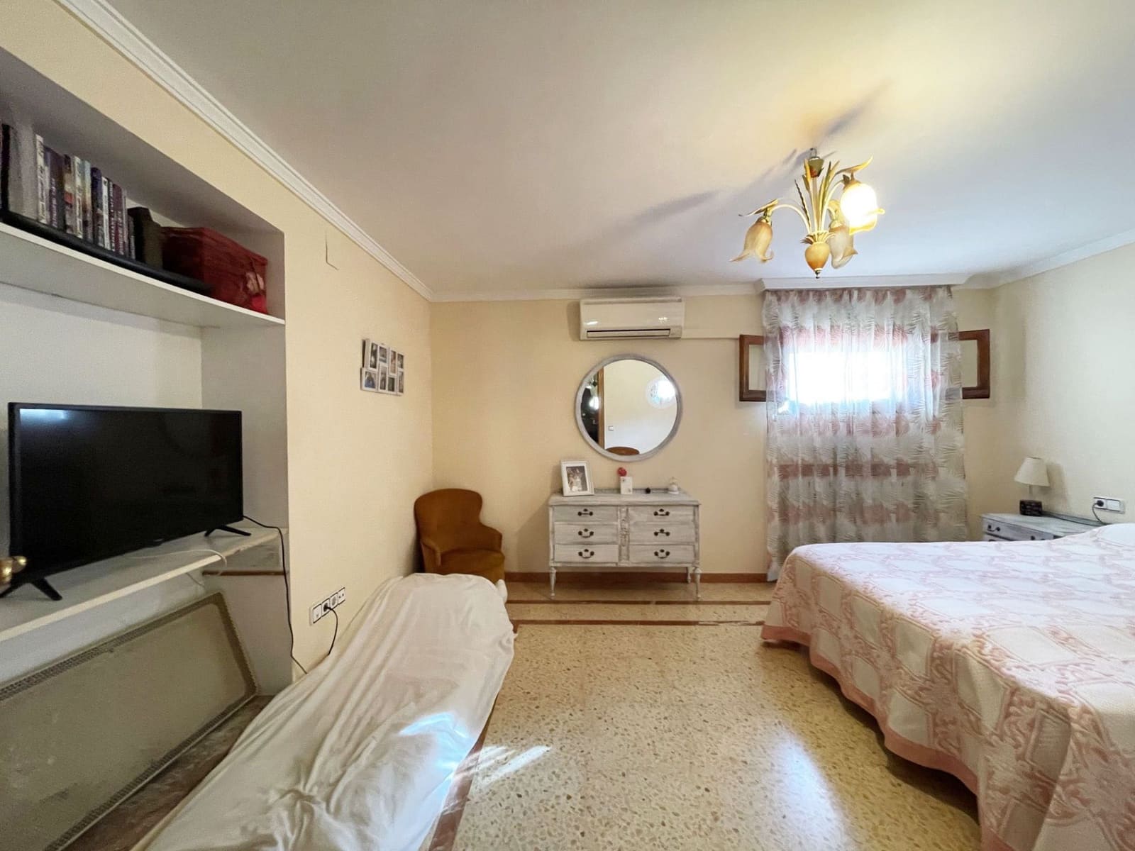 6 Zimmer Villa zu verkaufen in Calpe / Calp mit Pool Garage - 1.065.000 € (Ref: 10094201)