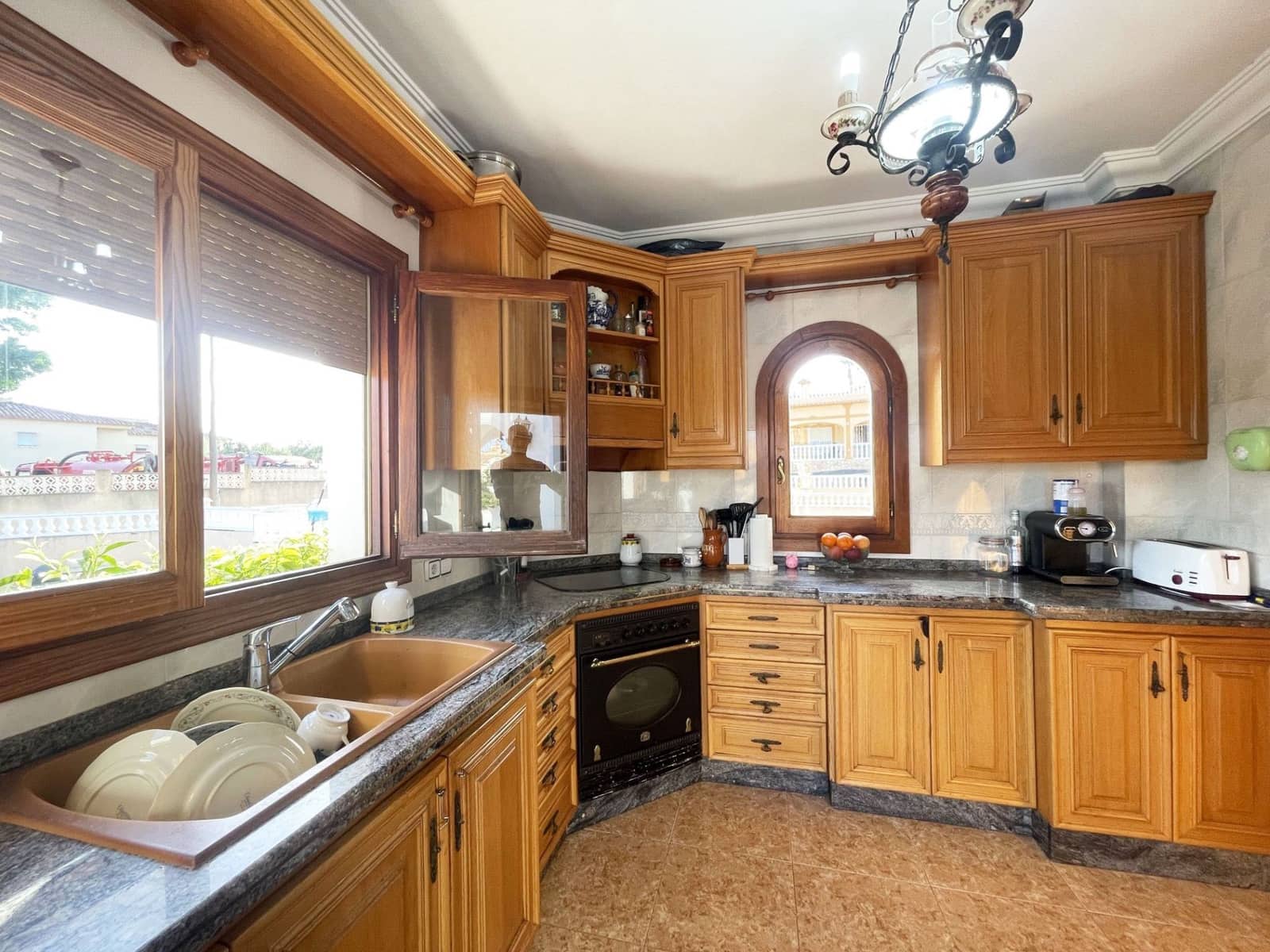 6 Zimmer Villa zu verkaufen in Calpe / Calp mit Pool Garage - 1.065.000 € (Ref: 10094201)