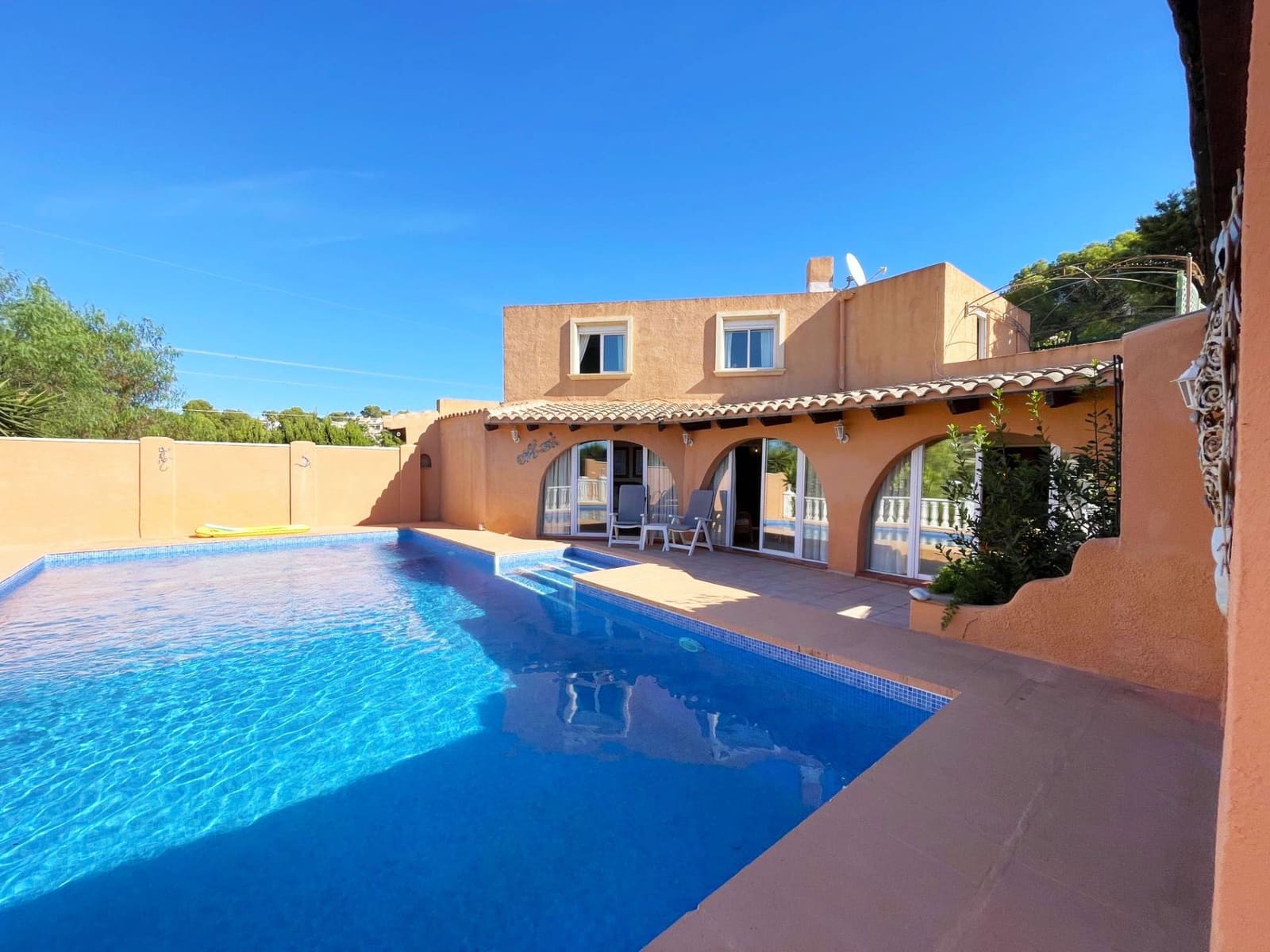 6 camera da letto Villa in vendita in Calpe / Calp con piscina garage - 495.000 € (Rif: 10099654)