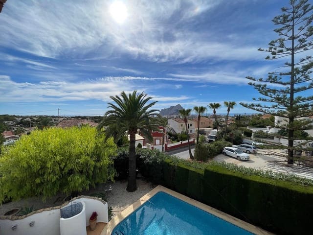 4 soverom Villa til salgs i Calpe / Calp med svømmebasseng garasje - € 459 000 (Ref: 10162114)