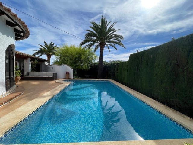 4 soverom Villa til salgs i Calpe / Calp med svømmebasseng garasje - € 459 000 (Ref: 10162114)