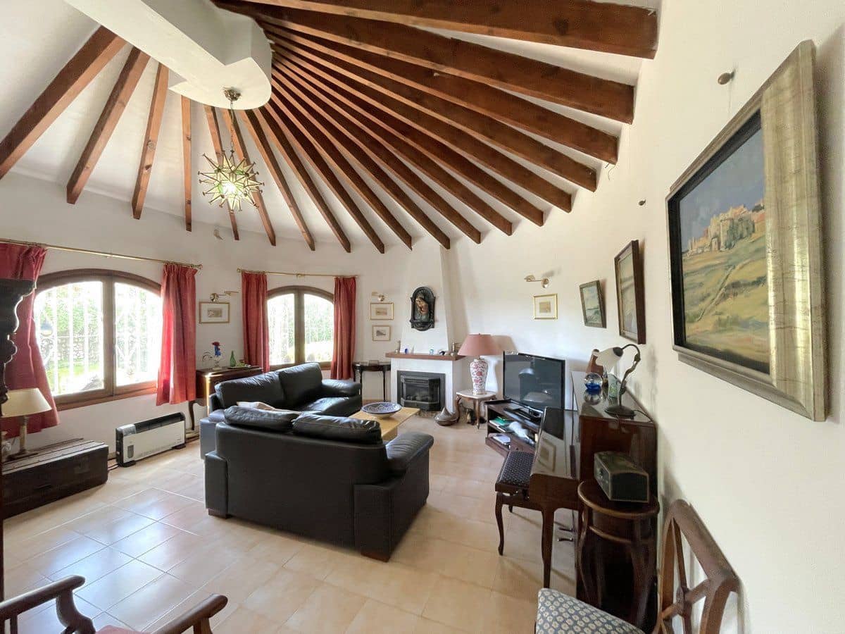 4 soverom Villa til salgs i Calpe / Calp med svømmebasseng garasje - € 459 000 (Ref: 10162114)