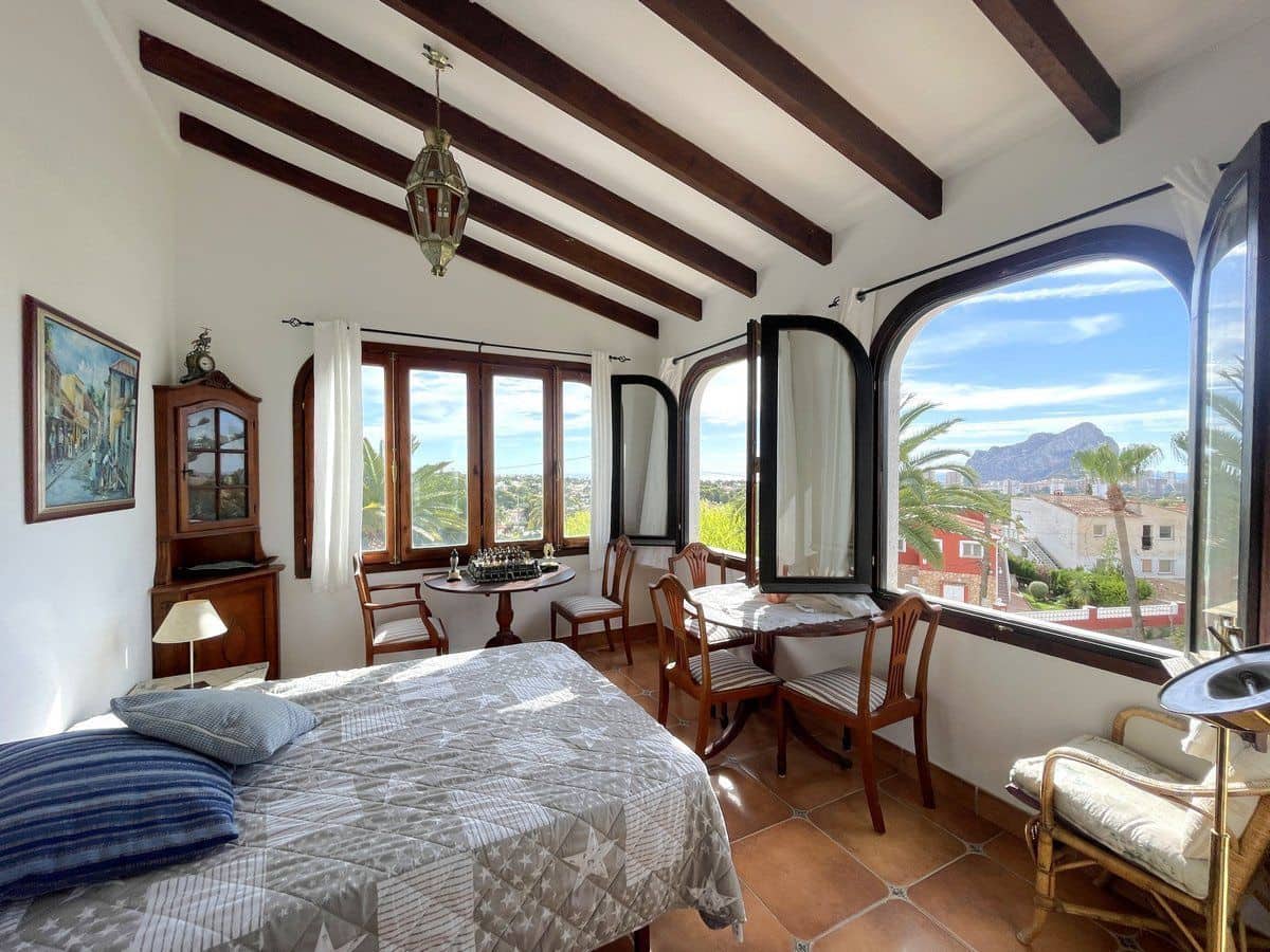 4 soverom Villa til salgs i Calpe / Calp med svømmebasseng garasje - € 459 000 (Ref: 10162114)