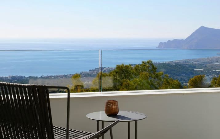 4 bedroom Villa for sale in Altea with garage - € 2,111,500 (Ref: 7709164)