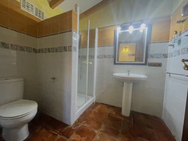 4 quarto Moradia para venda em Calpe / Calp com piscina garagem - 840 000 € (Ref: 7720137)