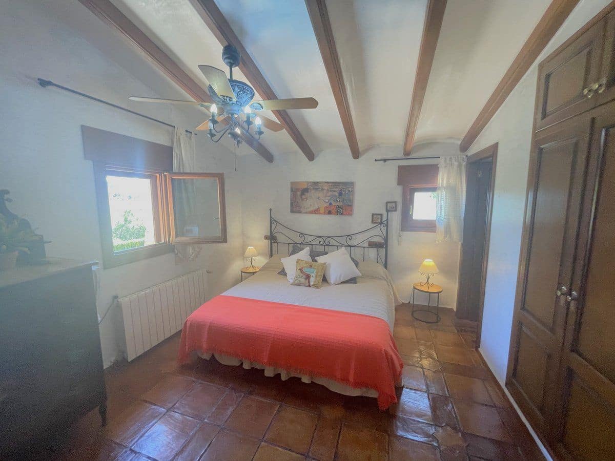 4 quarto Moradia para venda em Calpe / Calp com piscina garagem - 840 000 € (Ref: 7720137)