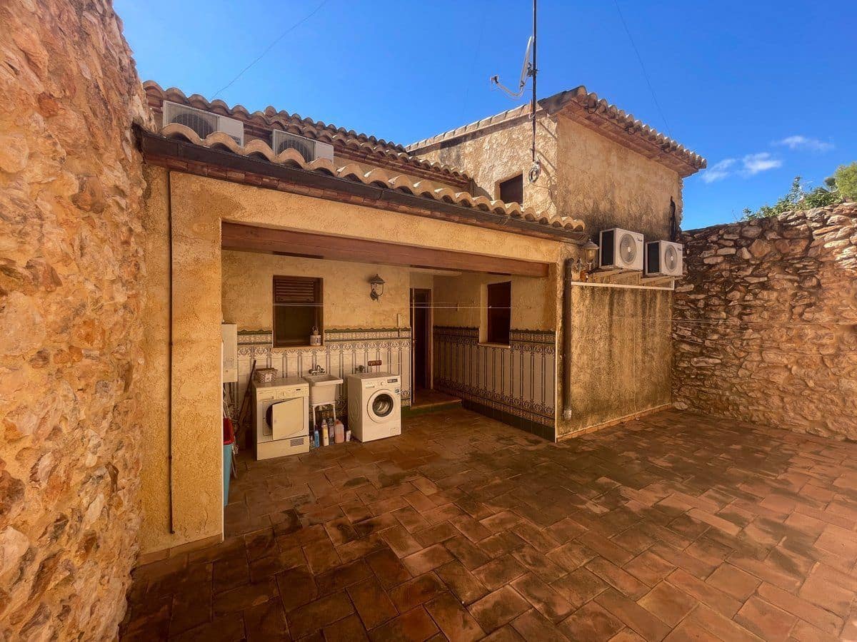 4 quarto Moradia para venda em Calpe / Calp com piscina garagem - 840 000 € (Ref: 7720137)