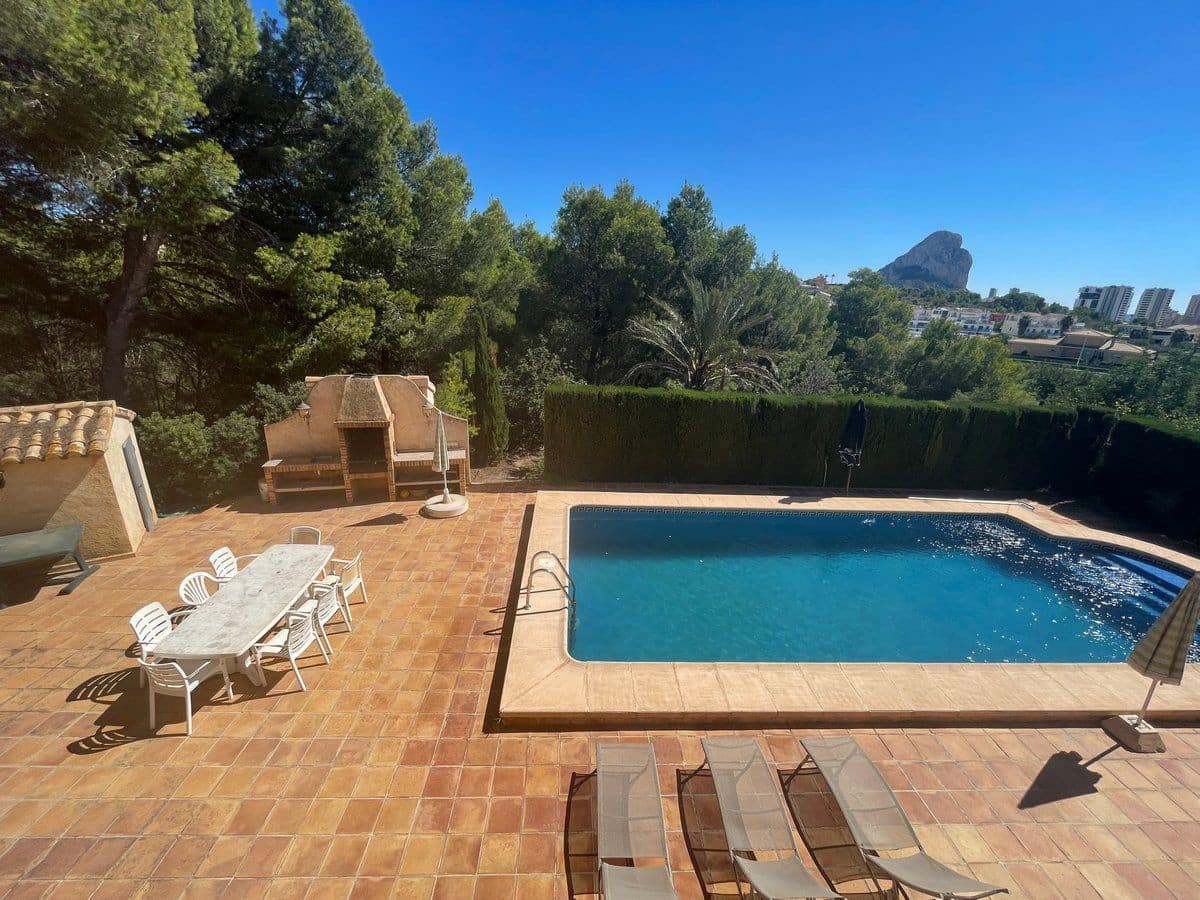 4 quarto Moradia para venda em Calpe / Calp com piscina garagem - 840 000 € (Ref: 7720137)