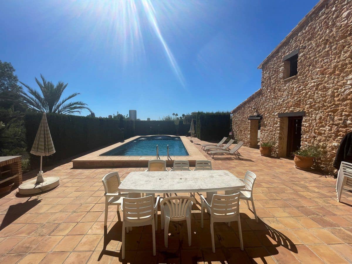 4 quarto Moradia para venda em Calpe / Calp com piscina garagem - 840 000 € (Ref: 7720137)