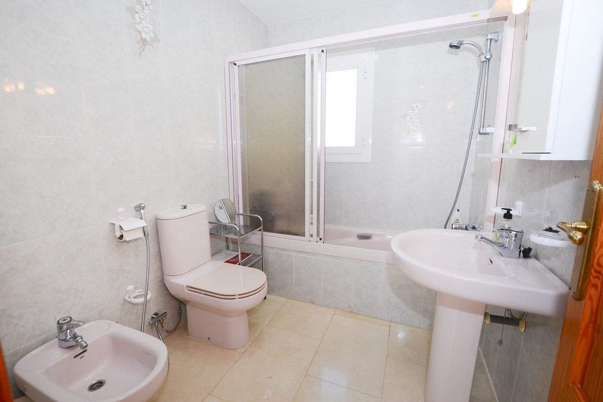 7 sovrum Villa till salu i Calpe / Calp med pool garage - 850 000 € (Ref: 7738599)