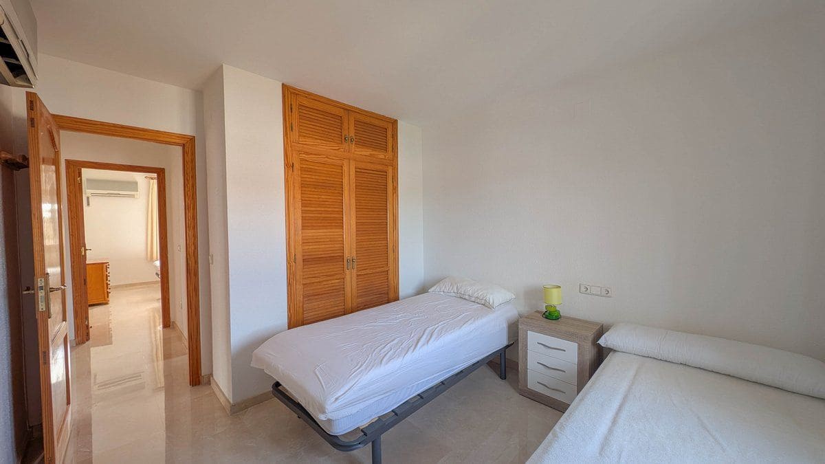 7 sovrum Villa till salu i Calpe / Calp med pool garage - 850 000 € (Ref: 7738599)