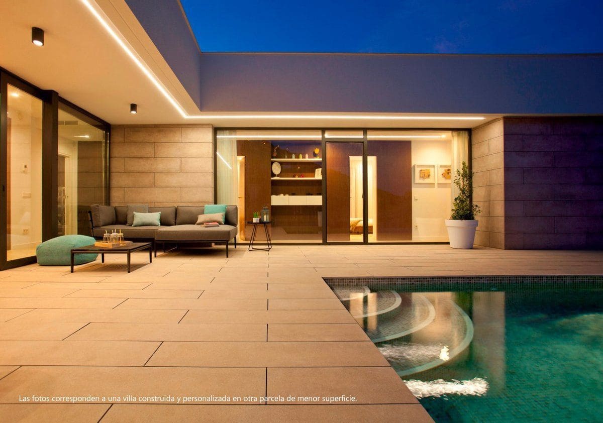 3 bedroom Villa for sale in Cumbre del Sol with pool garage - € 1,602,500 (Ref: 7998807)