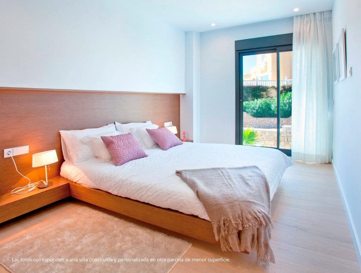 3 bedroom Villa for sale in Cumbre del Sol with pool garage - € 1,602,500 (Ref: 7998808)