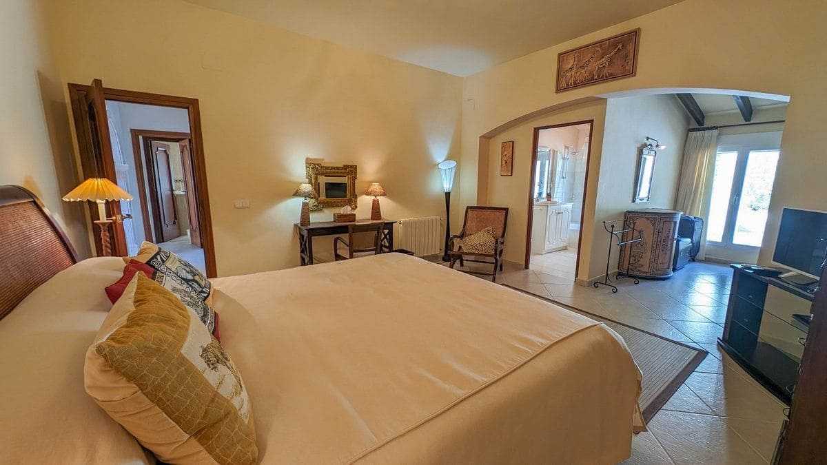 Chalet de 5 habitaciones en Altea en venta con piscina garaje - 1.375.000 € (Ref: 8013787)