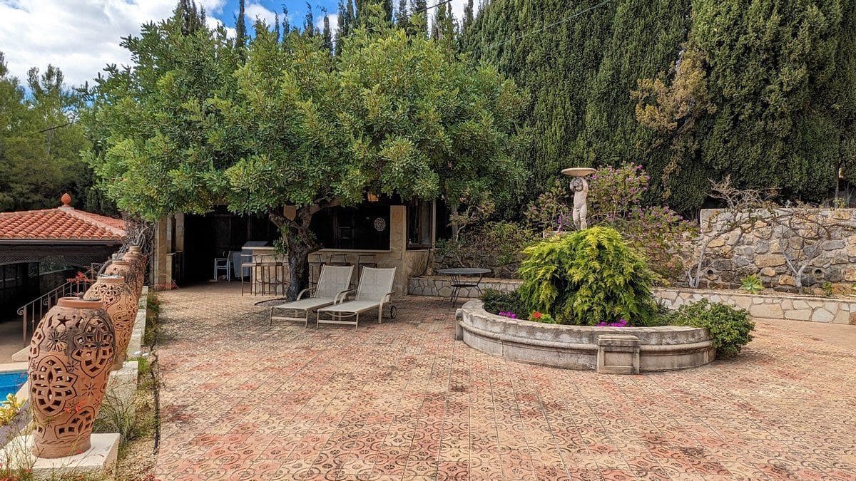 Chalet de 5 habitaciones en Altea en venta con piscina garaje - 1.375.000 € (Ref: 8013787)