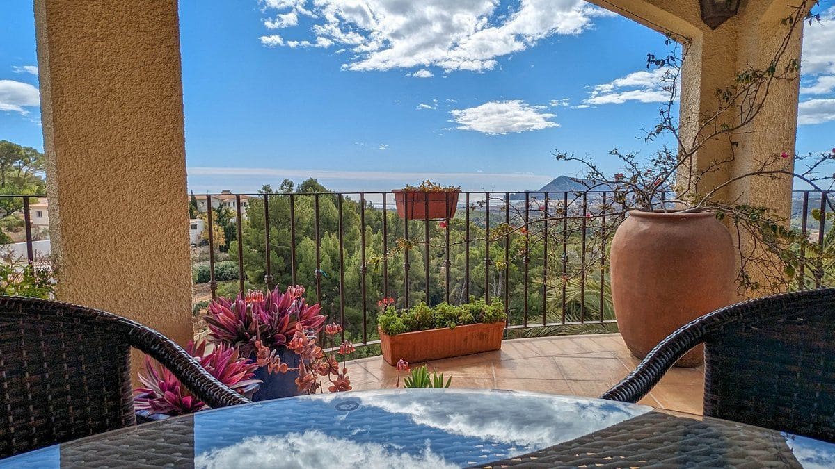 Chalet de 5 habitaciones en Altea en venta con piscina garaje - 1.375.000 € (Ref: 8013787)