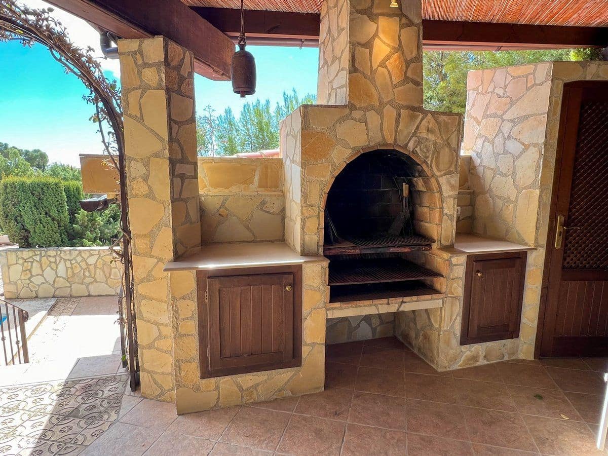 Chalet de 5 habitaciones en Altea en venta con piscina garaje - 1.375.000 € (Ref: 8013787)