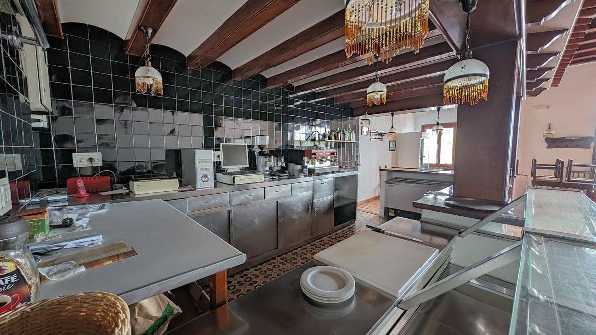 Erhverv til salg i Calpe / Calp med garage - € 390.000 (Ref: 8026525)