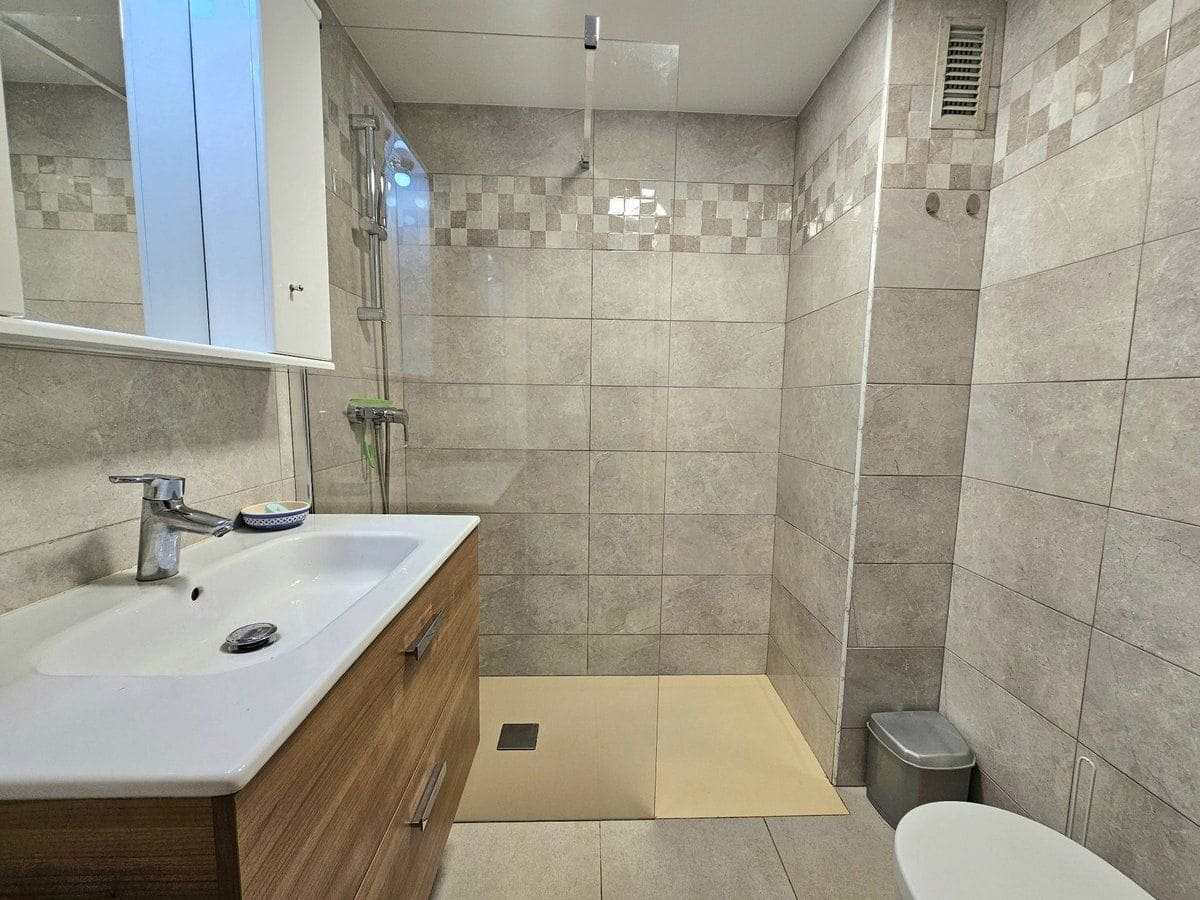 2 Zimmer Apartment zu verkaufen in Calpe / Calp mit Pool - 286.500 € (Ref: 8116850)