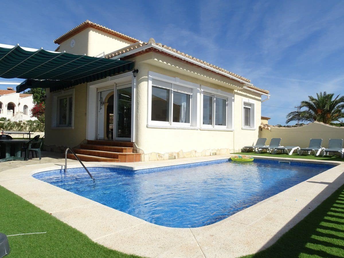 3 quarto Moradia para venda em Calpe / Calp com piscina garagem - 725 000 € (Ref: 8675486)