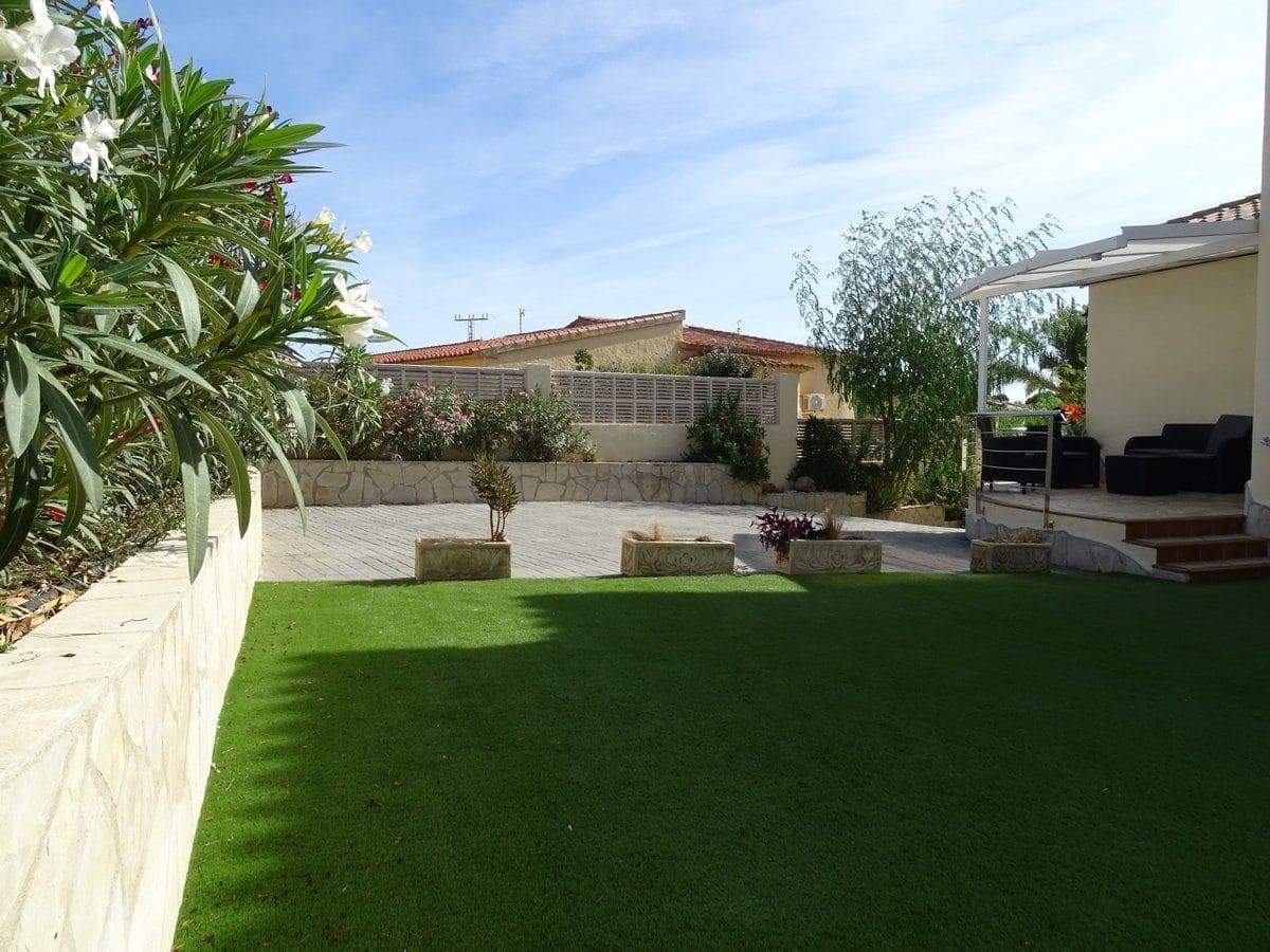 3 quarto Moradia para venda em Calpe / Calp com piscina garagem - 725 000 € (Ref: 8675486)