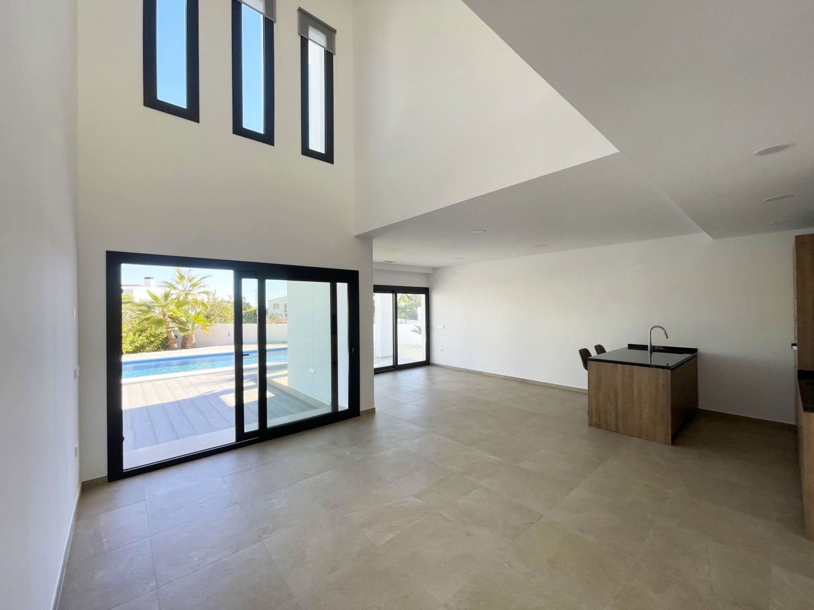 3 bedroom Villa for sale in Benissa with pool garage - € 1,175,000 (Ref: 8757326)