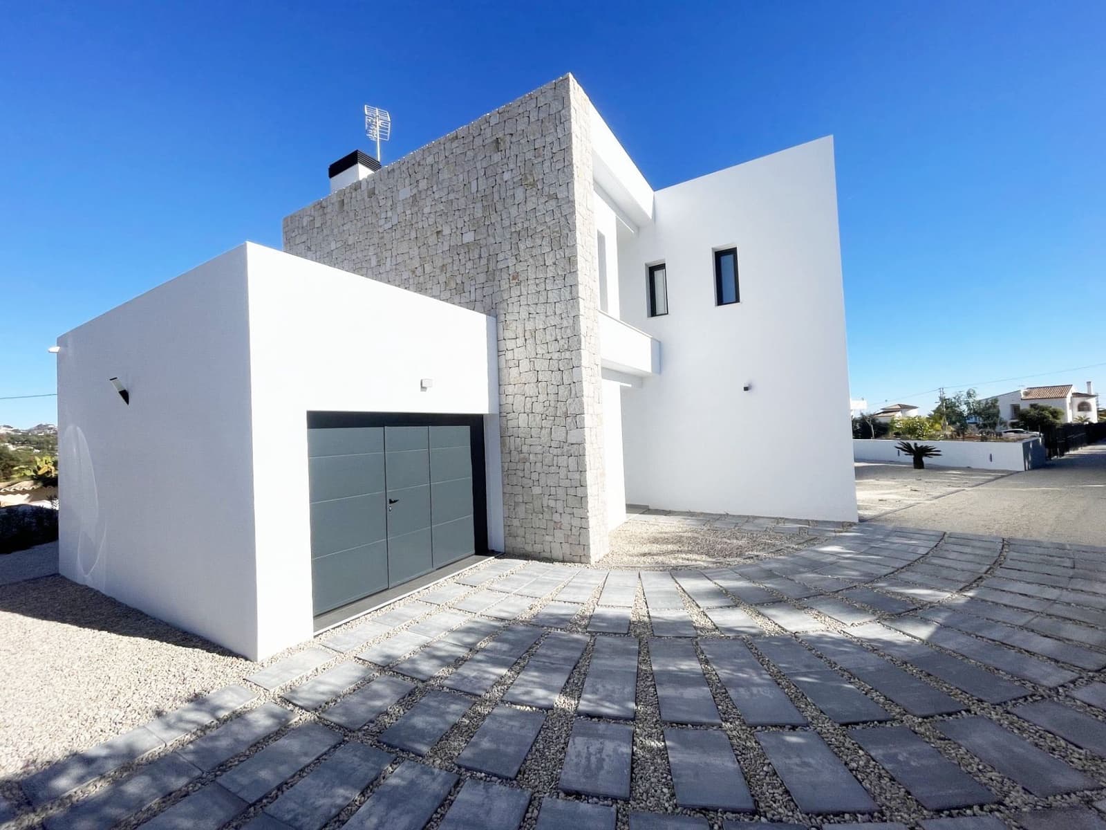 3 bedroom Villa for sale in Benissa with pool garage - € 1,175,000 (Ref: 8757326)