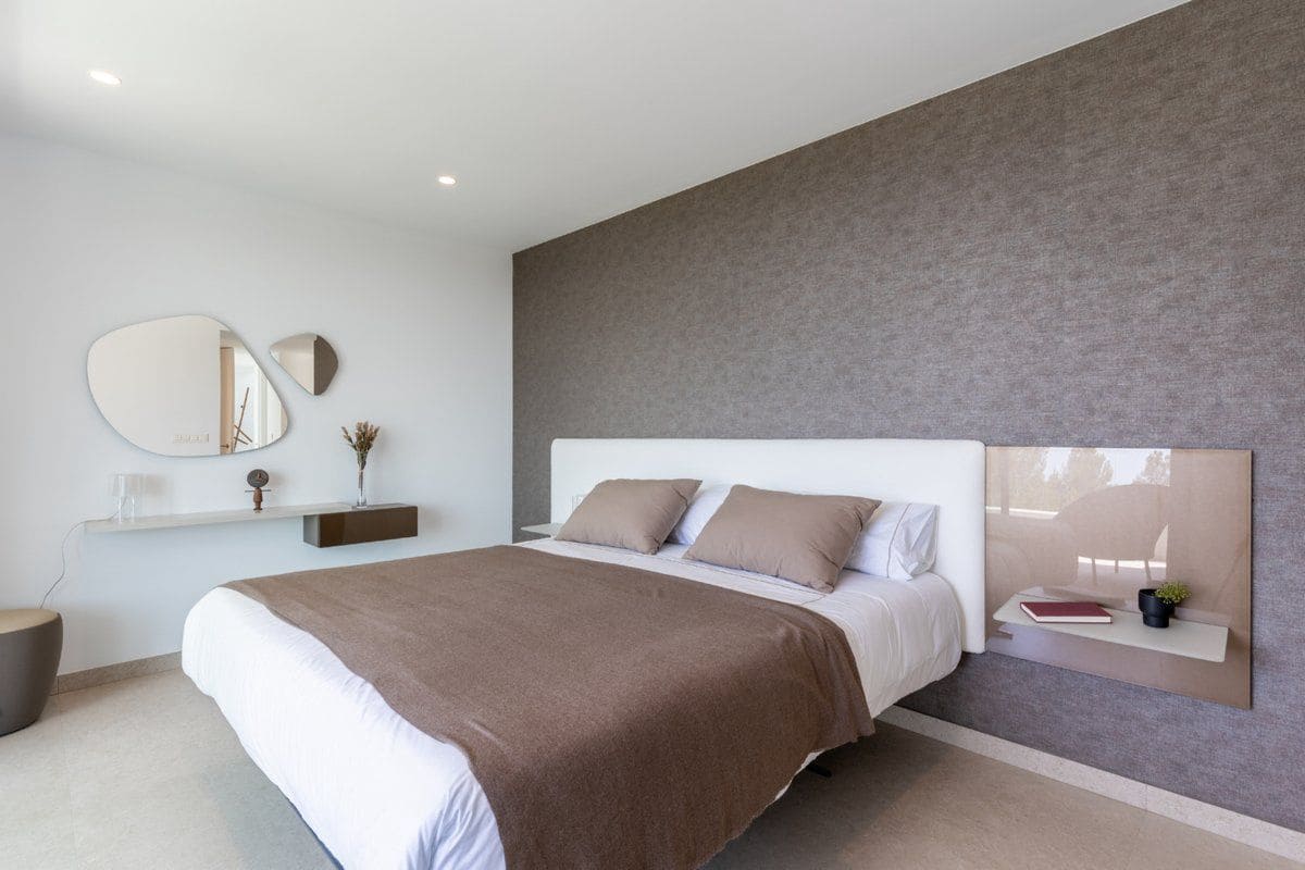 3 bedroom Villa for sale in Altea with pool garage - € 2,257,500 (Ref: 8757340)