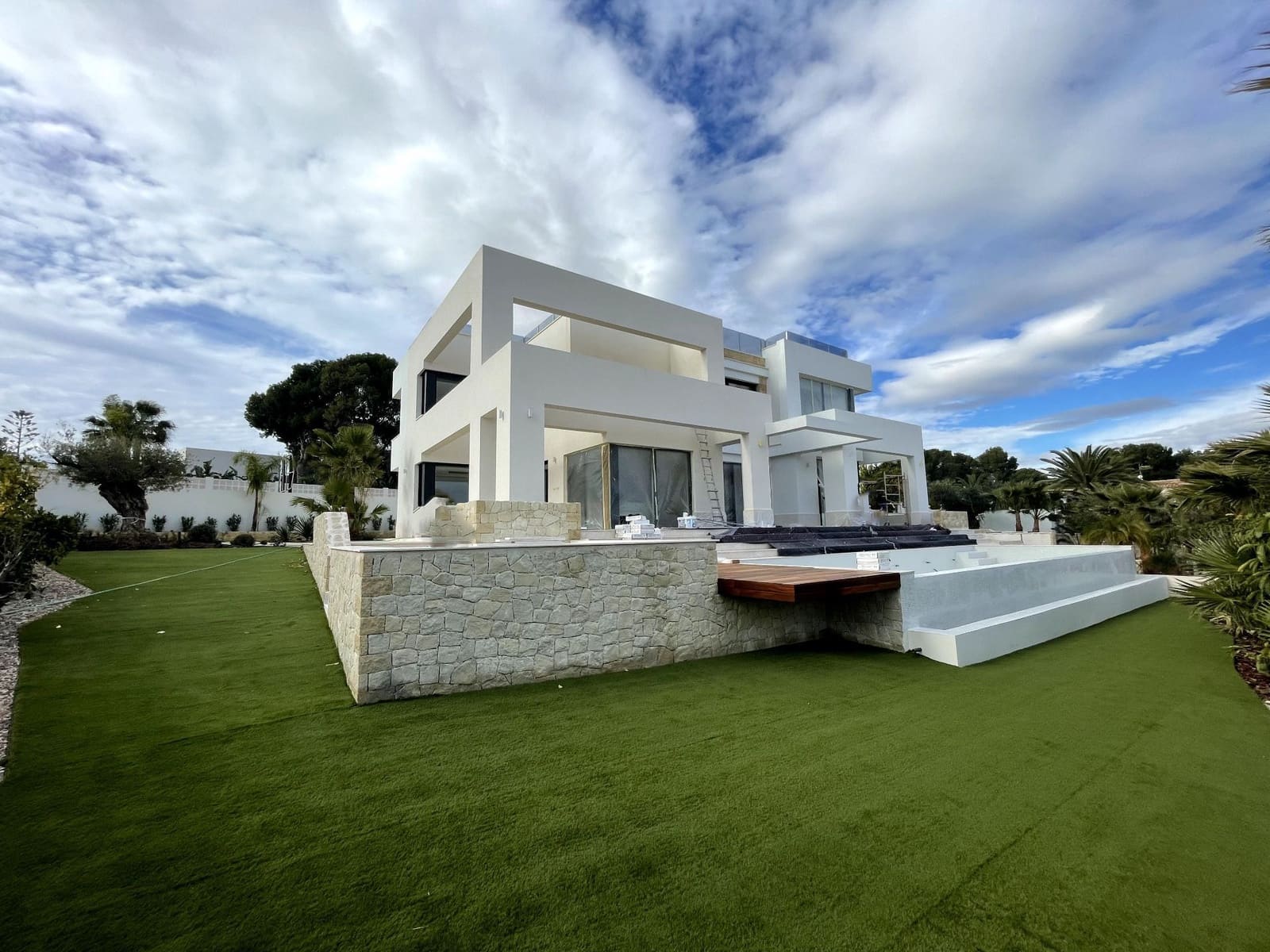 4 bedroom Villa for sale in Benissa with pool - € 2,260,000 (Ref: 8770008)